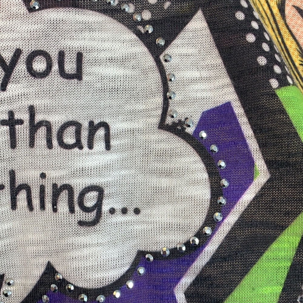 Oversized Embellished Pop Culture Crop Top Medium - Picture 6 of 6